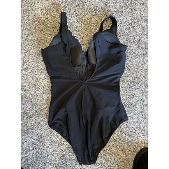 ❤️Profile by Gottex Ruffle Trim Swimsuit - Picture 3 of 6